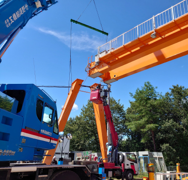 クレーン設置工事 松山 東温出張所